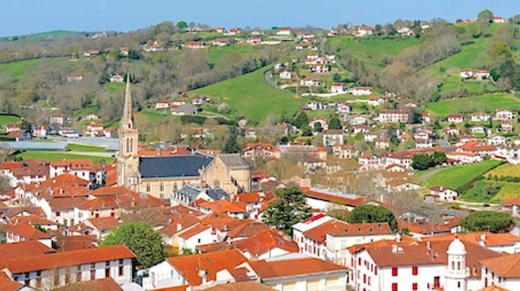 PRESSION - Locations de meublés touristiques encore plus limitées